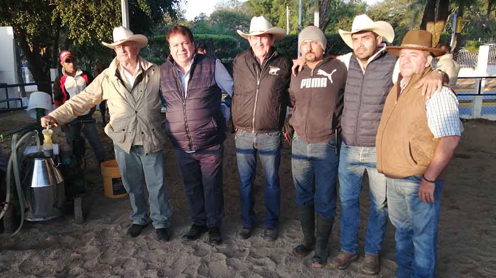 Arranca el concurso de la vaca lechera
