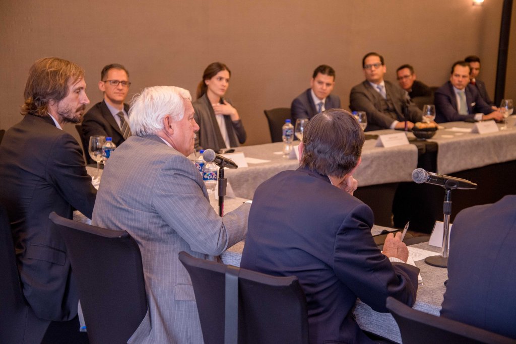 Viable la inversión privada en proyectos estratégicos de leche y maíz en el sur sureste de México: Víctor&nbsp;Villalobos