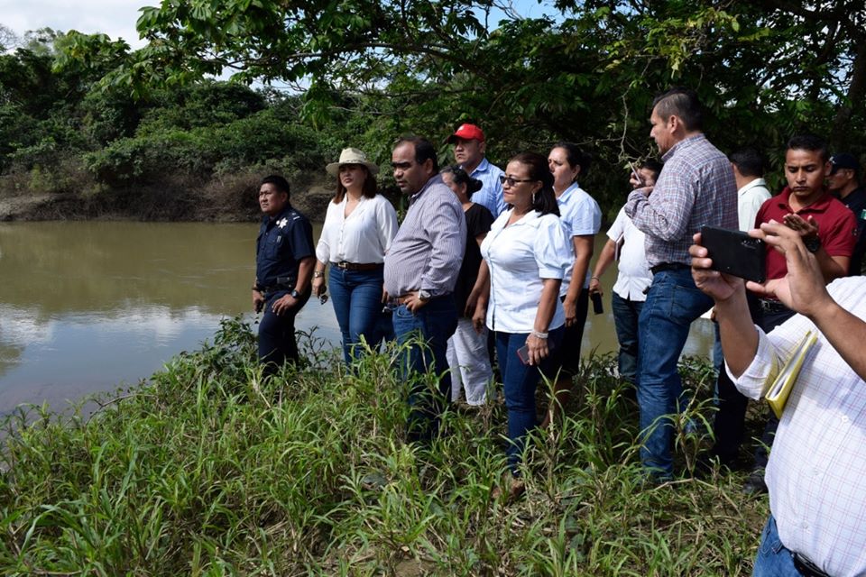Trabajan juntos Ayuntamiento de Macuspana y CONAGUA para solucionar la problematica de la col. El&nbsp;Castaño.