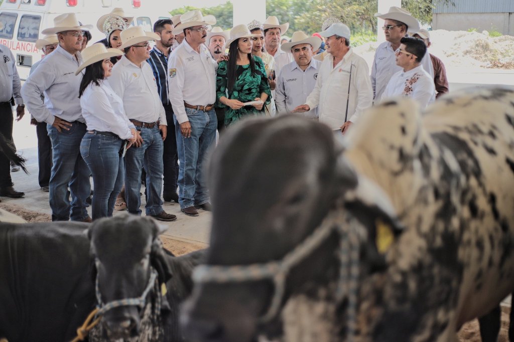 Gobernador Aysa, aliado del campo: España&nbsp;Novelo