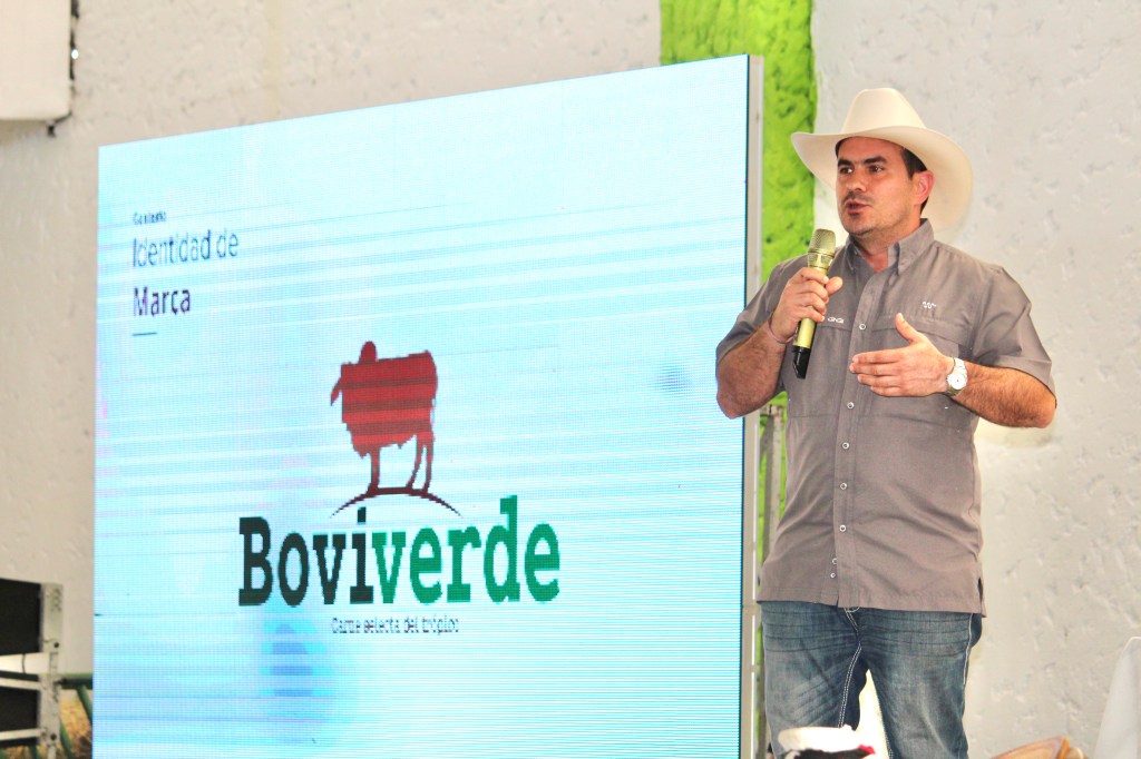 Presenta Ganadera Local de Centro beneficios de ser miembro cooperativado de Cárnicos&nbsp;FRICETAB