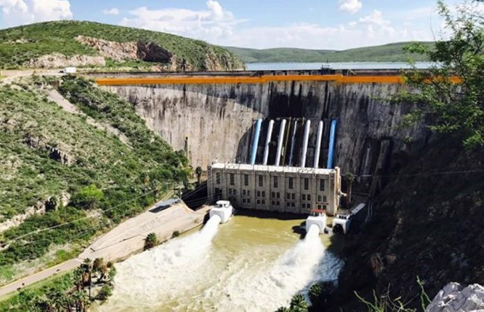 Farmers clash with National Guard over diversion of dam’s water to US