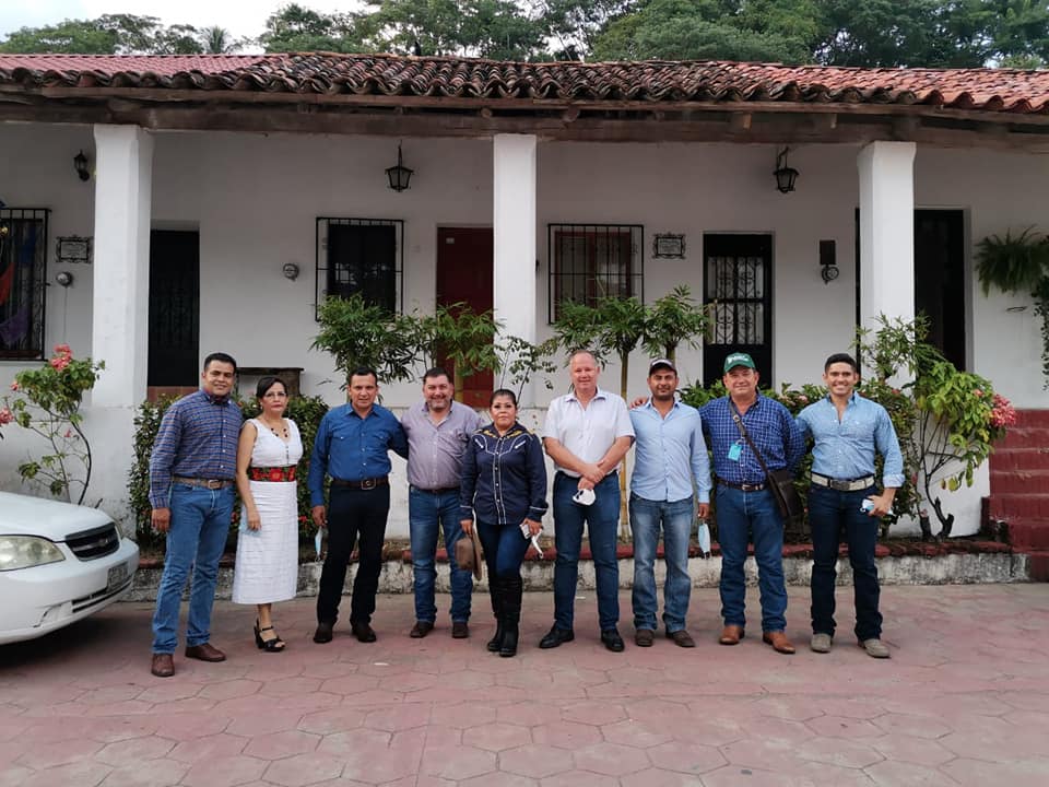 Reúne Jose Luis Canales a productores de ganado Beefmaster del Sur de&nbsp;México
