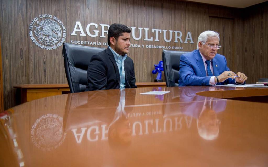 Titular de Agricultura da posesión a Arturo Macosay Córdova como coordinador general de&nbsp;Ganadería
