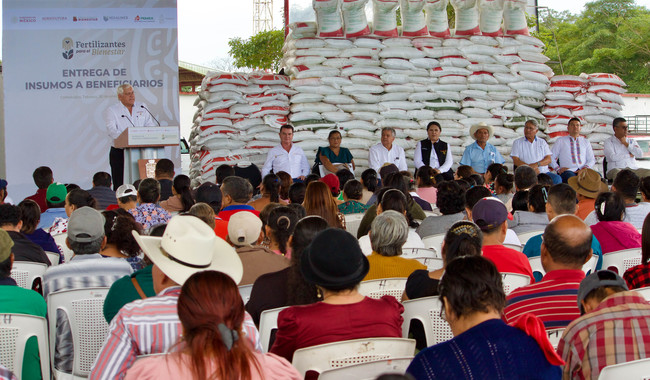 Inicia Agricultura entrega de fertilizantes en Tabasco, en beneficio de más de 26 mil productores