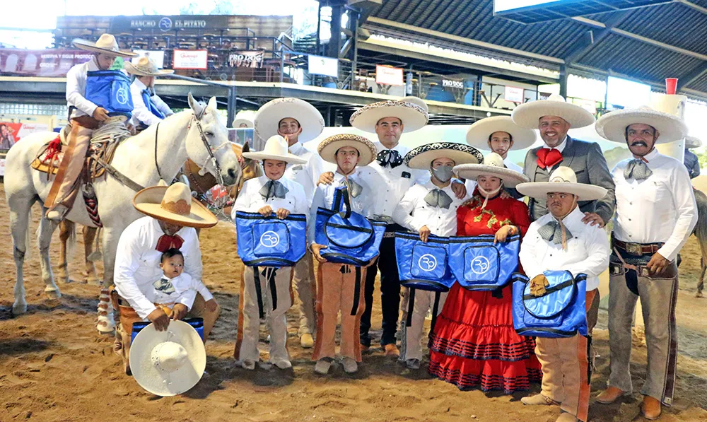 Charritos zacatecanos al primer lugar del Nacional de Charrería