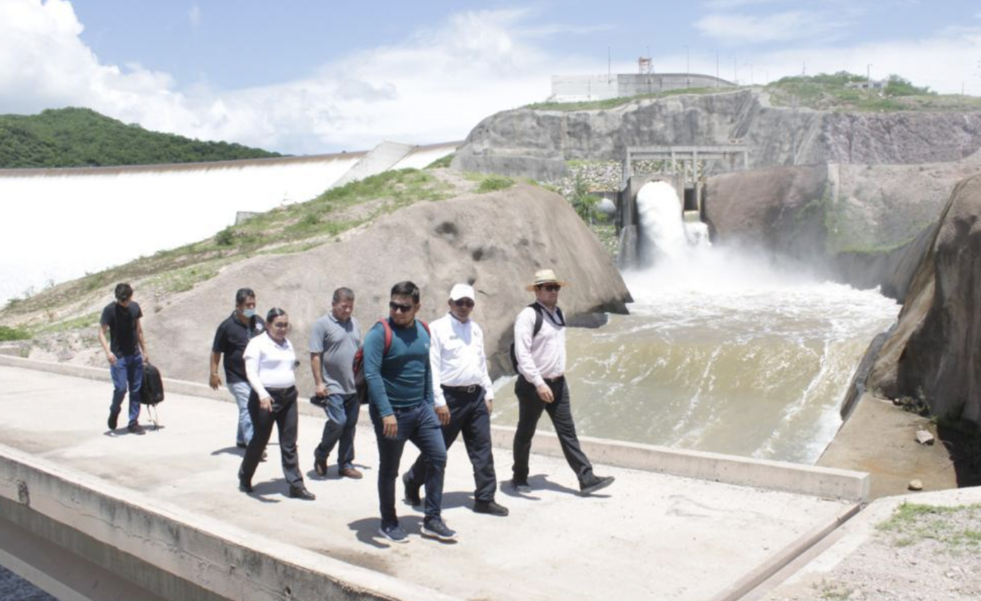 Ganaderos de Mazatlán, sin beneficio directo con los canales de riego de la Picachos